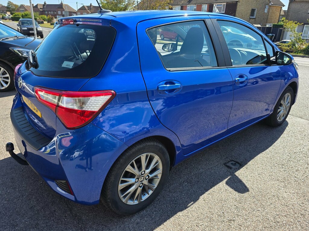 Toyota Yaris 1.5 Vvt-i Icon Hatchback Euro 6 Blue #5