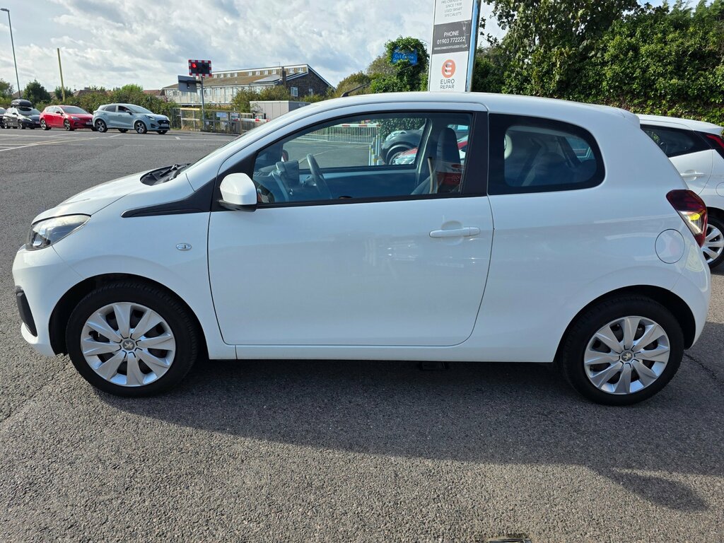 Peugeot 108 Active White #9