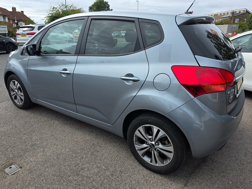 Kia Venga 2 Isg Red #10