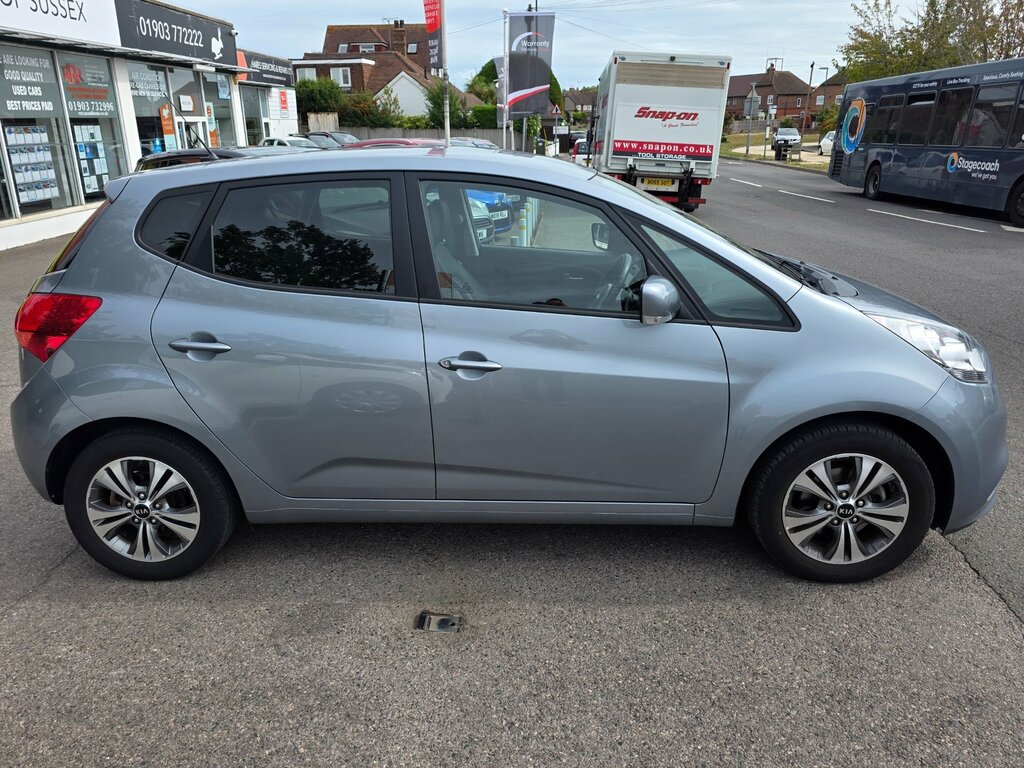 Kia Venga 1.6 3 Mpv Euro 6 123 Bhp Silver #5