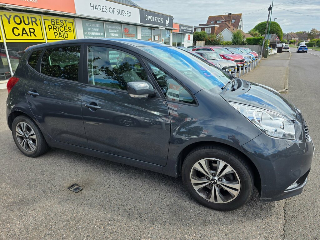 Kia Venga 1.6 3 Mpv Euro 6 123 Bhp Grey