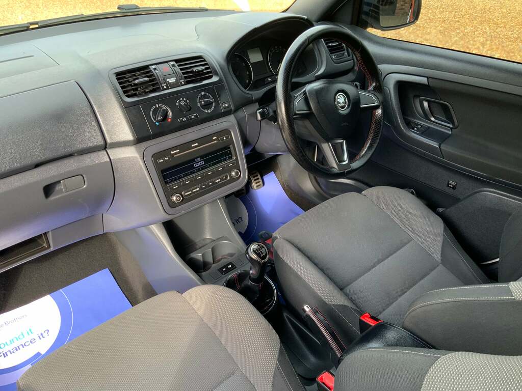 Skoda Fabia 1.2 Tsi 105 Se Dsg Grey #9