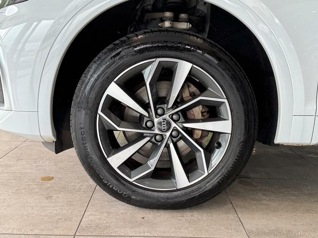 Audi Q5 2.0 Tdi 40 S Line Suv S Tronic Quattro White #4
