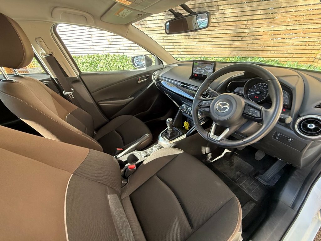 Mazda 2 1.5 Skyactiv-g Sport Hatchback Eur Silver #19