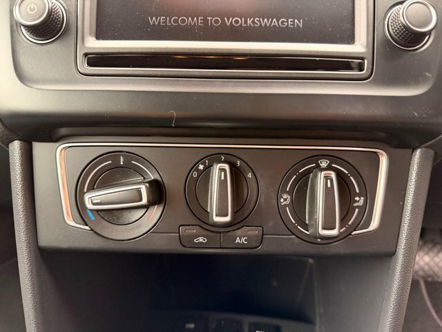 Volkswagen Polo Se Red #21