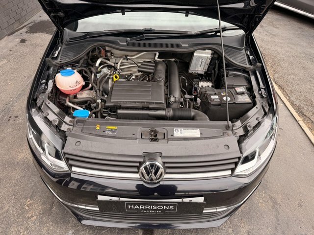 Volkswagen Polo Se Red #37