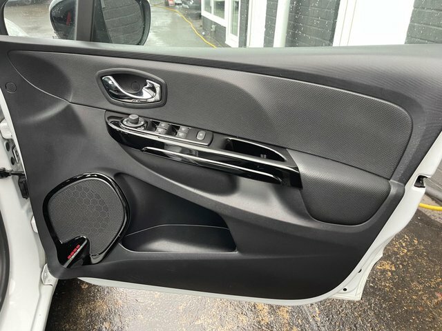 Renault Clio Hatchback 1.2 16V Expression Euro 5 201313 Black #27