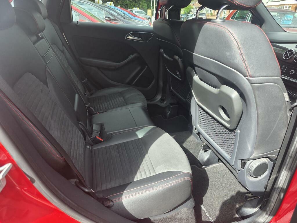 Mercedes-Benz B Class B180 Cdi Amg Line Black #16