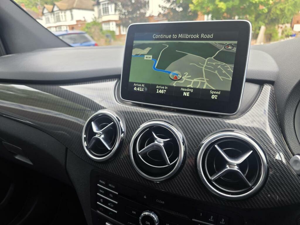 Mercedes-Benz B Class B180 Cdi Amg Line Black #24