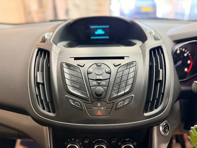 Ford Kuga 2015 15 Titanium #12