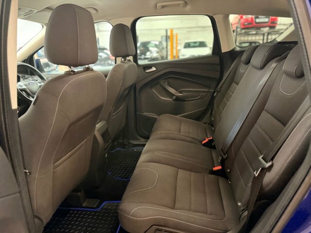 Ford Kuga 2015 15 Titanium #17