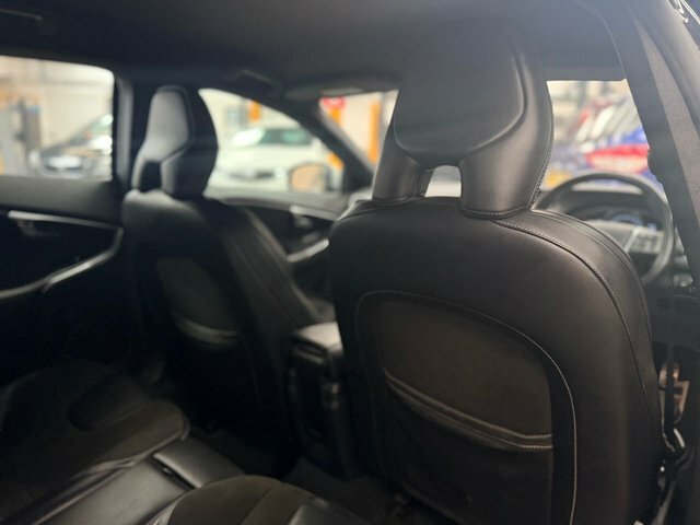 Volvo V40 D2 R-design Pro Black #15