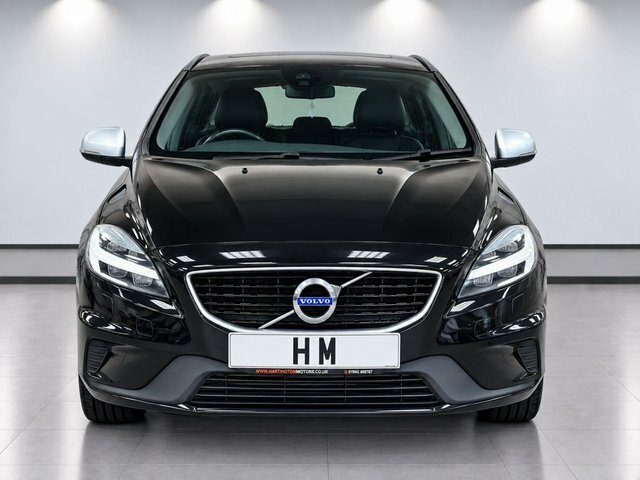 Volvo V40 2.0 D2 R-design Hatchback Euro 6 Black #5