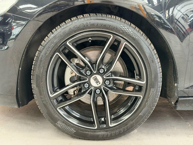 Volvo V40 D2 R-design Pro Black #7