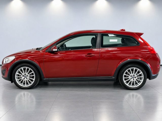 Volvo C30 1.6D Drive Se Lux Sports Coupe E Red #5