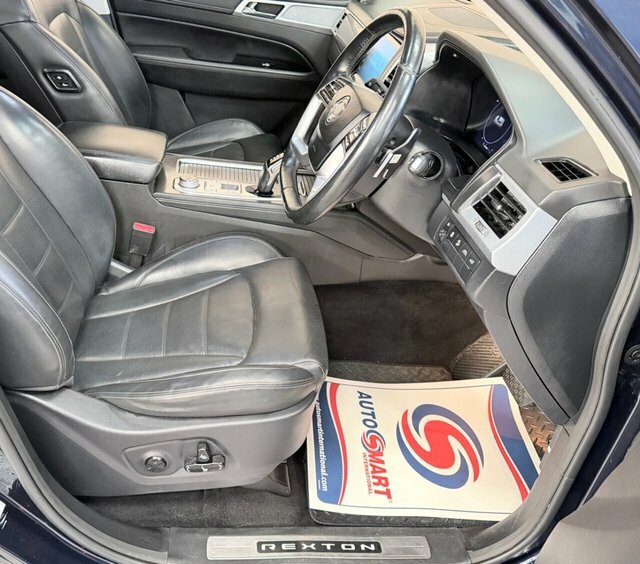 SsangYong Rexton 2.2 Ultimate White #19
