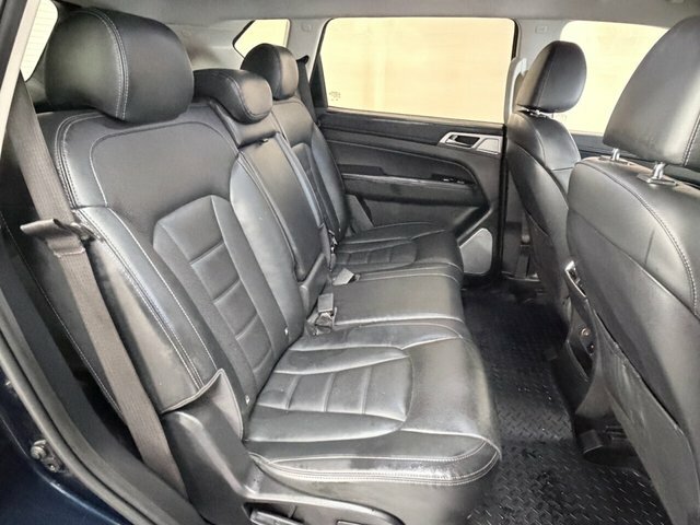 SsangYong Rexton 2.2 Ultimate White #23