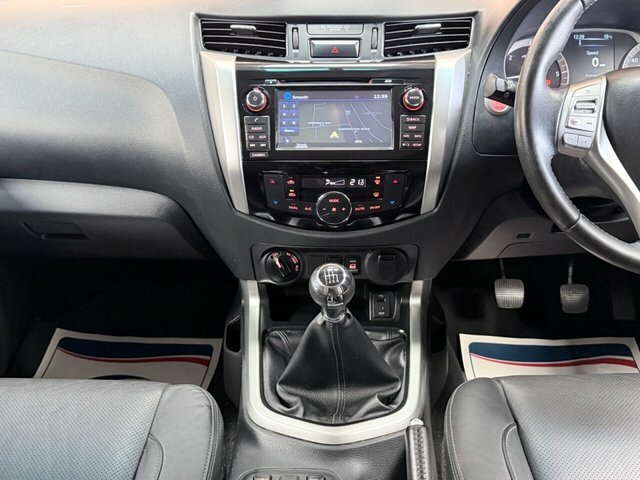 Nissan Navara 120D Se Step Dynamic Silver #21