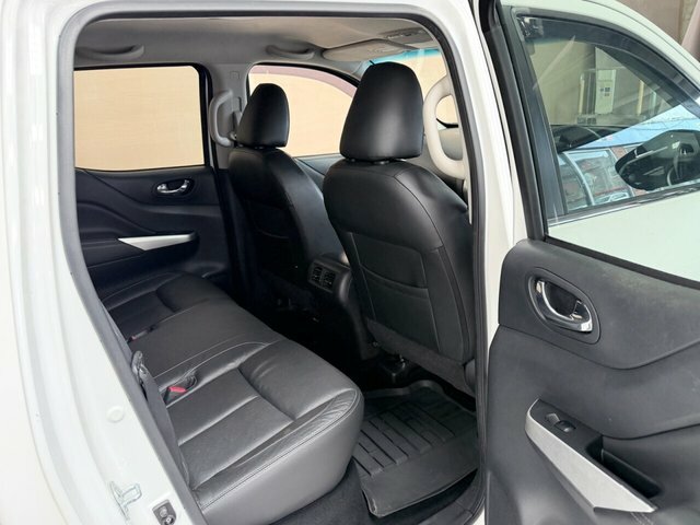 Nissan Navara 120D Se Step Dynamic Silver #23