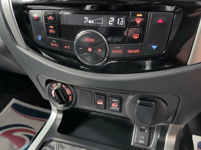 Nissan Navara 120D Se Step Dynamic Silver #12