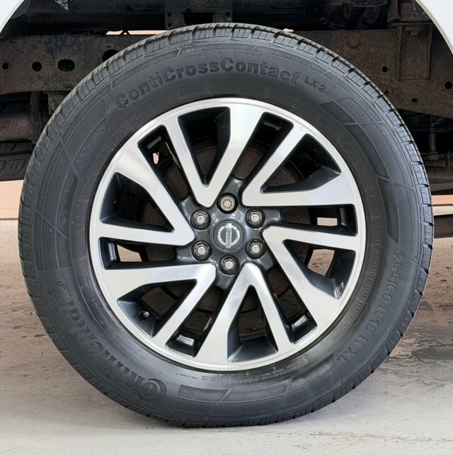 Nissan Navara 120D Se Step Dynamic Silver #31