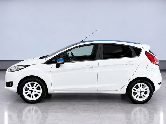Ford Fiesta 1.25 Zetec White Edition Hatchback Manu White #4