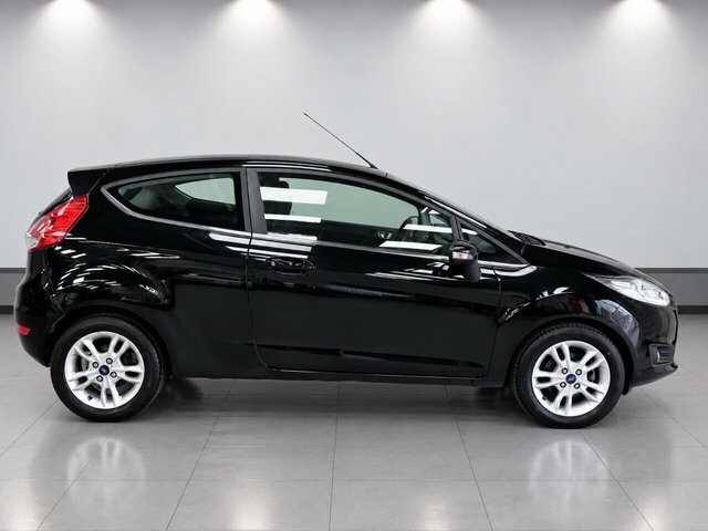 Ford Fiesta 1.25 Zetec Hatchback Euro 6 82 Black #3