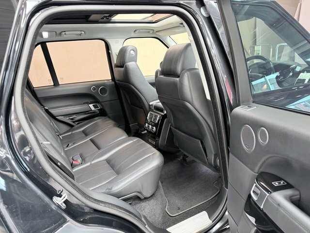 Land Rover Range Rover 4.4L Sdv8 White #24