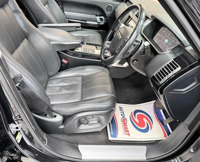 Land Rover Range Rover 4.4L Sdv8 White #19