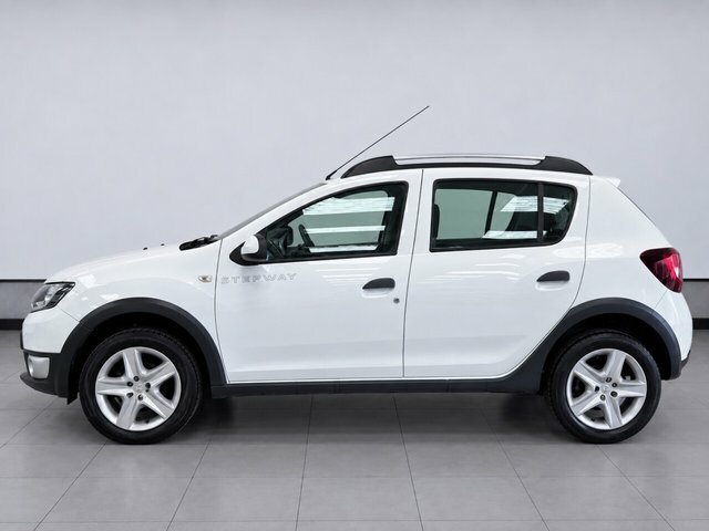 Dacia Sandero Stepway 1.5 Dci Laureate Hatchback Euro White #3