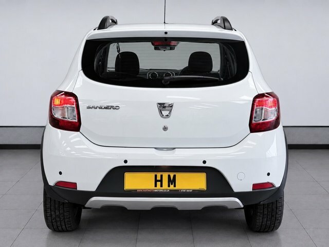 Dacia Sandero Stepway 1.5 Dci Laureate Hatchback Euro White #5