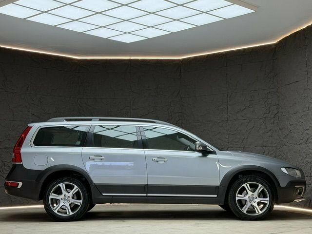Volvo XC70 D4 Se Nav Blue #7