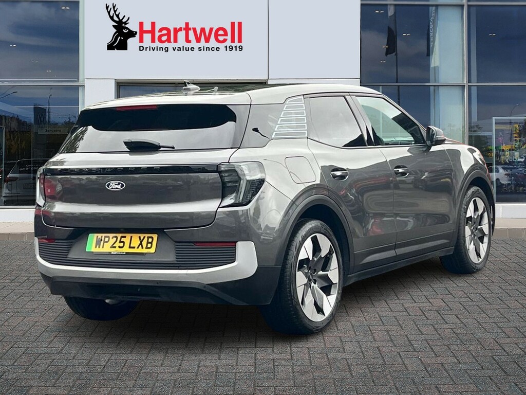 Ford Explorer Extended Range 77Kwh Premium Suv  #4