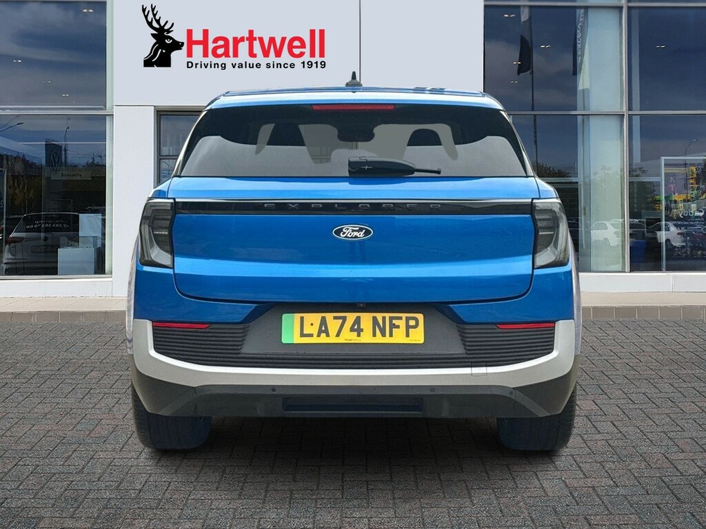 Ford Explorer Extended Range 77Kwh Premium Suv Blue #4