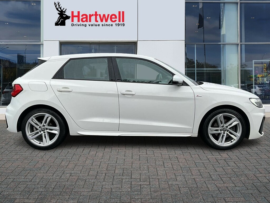 Audi A1 1.0 Tfsi 30 S Line Sportback Eur White #2