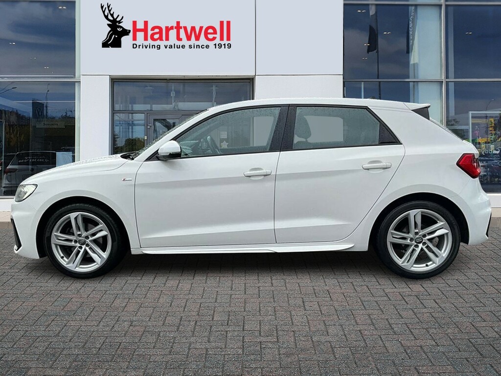 Audi A1 1.0 Tfsi 30 S Line Sportback Eur White #6