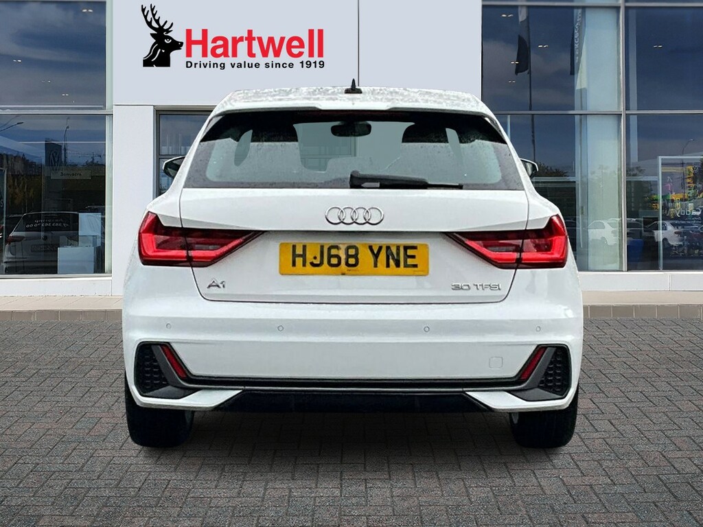 Audi A1 1.0 Tfsi 30 S Line Sportback Eur White #4