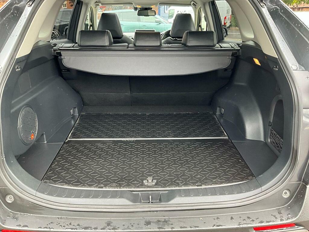 Toyota Rav 4 Excel White #18