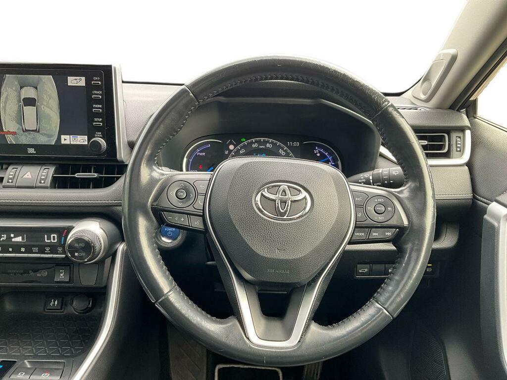 Toyota Rav 4 Excel White #12