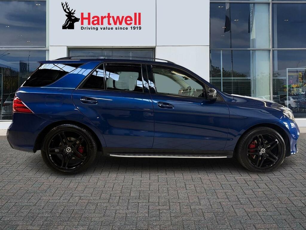 Mercedes-Benz GLE Class 3.0 Gle350d V6 Amg Line Premium Plus Suv Die Blue #2