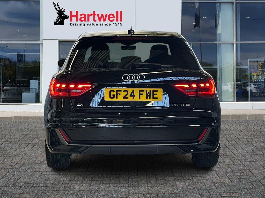 Audi A1 1.0 Tfsi 25 S Line Sportback S Tronic E Black #4