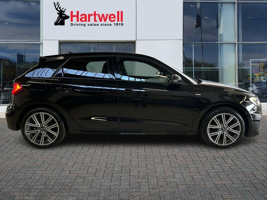 Audi A1 1.0 Tfsi 25 S Line Sportback S Tronic E Black #2