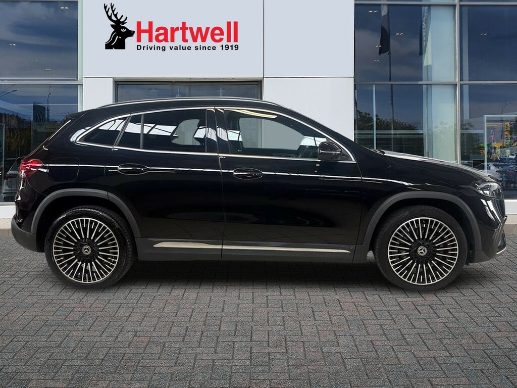 Mercedes-Benz EQA Eqa 250 70.5Kwh Amg Line Premium Plus Suv E Black #2