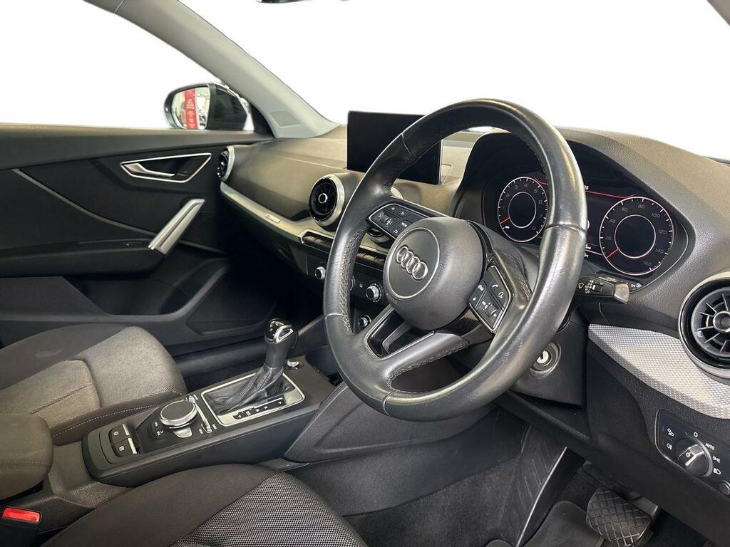 Audi Q2 Sport 35 Tfsi 150 Ps 6-Speed Grey #10