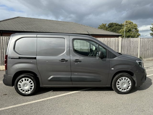 Vauxhall Combo 1.5 Turbo D 2000 Sportive Panel Van Man Grey #2