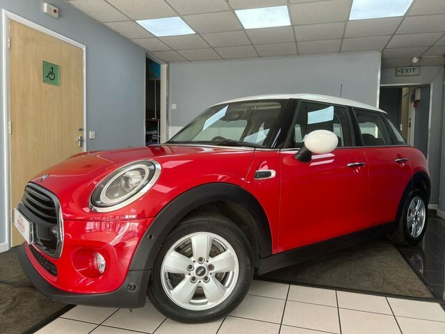 Mini Hatch 1.5 Cooper Classic Hatchback Eur Red #5
