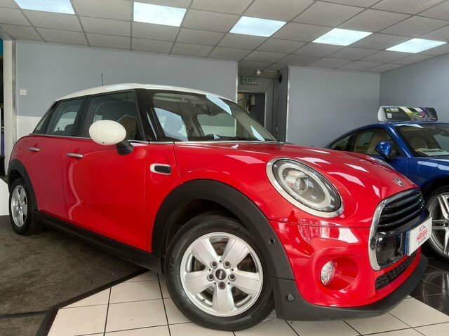 Mini Hatch 1.5 Cooper Classic Hatchback Eur Red #2