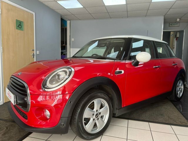 Mini Hatch 1.5 Cooper Classic Hatchback Eur Red #6