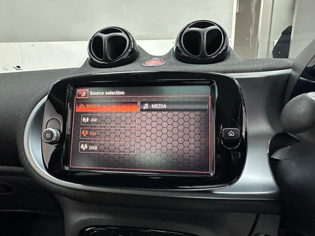 Smart Forfour Forfour Premium 81 Bhp Orange #26