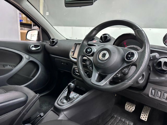 Smart Forfour Forfour Premium 81 Bhp Orange #21